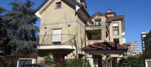 3-Zimmer Wohnung in Cinisello Balsamo, Italy, Nr. 1978 2