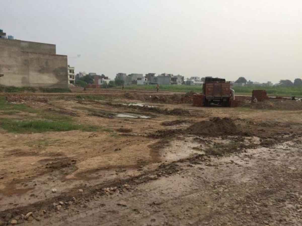  Land in Mohali, India No. 37666