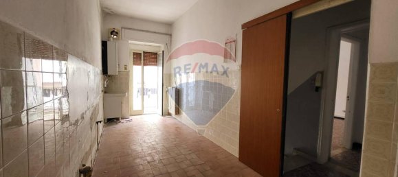 Дом с 5 комнатами в Рагуза, Италия № 40798 6