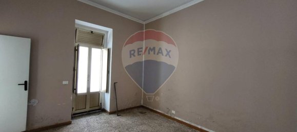 Дом с 5 комнатами в Рагуза, Италия № 40798 32