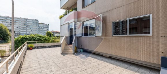 2 bedrooms Apartment in Braga, Portugal No. 51439 2