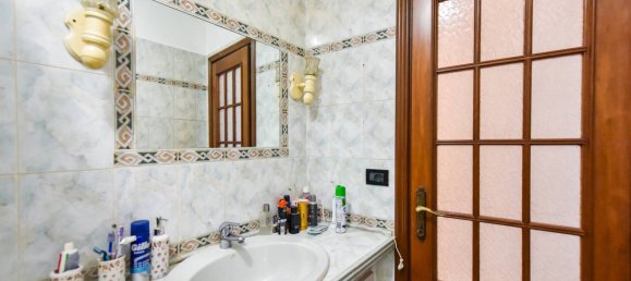 2 bedrooms Apartment in Moncalieri, Italy No. 297494 20