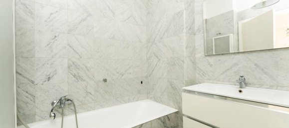 2 bedrooms Apartment in Milan, Italy No. 273428 22