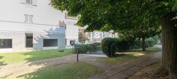 2 bedrooms Apartment in Milan, Italy No. 273428 26