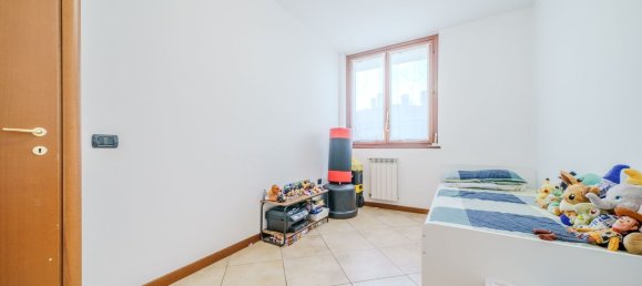 Apartamento de 3 divisões em Vignate, Italy N.º 339035 14