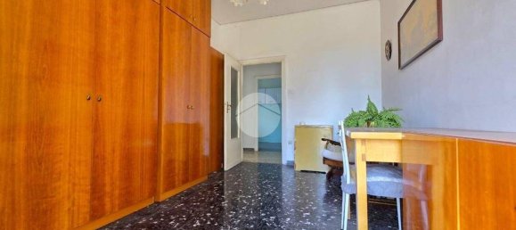 3 Schlafzimmer Wohnung in Naples, Italy, Nr. 164788 18
