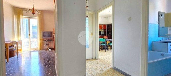 3 Schlafzimmer Wohnung in Naples, Italy, Nr. 164788 11