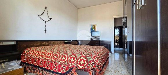 3 Schlafzimmer Wohnung in Naples, Italy, Nr. 164788 8