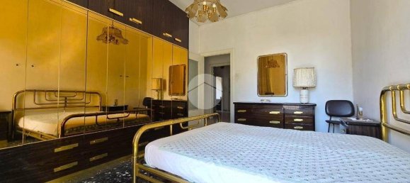 3 Schlafzimmer Wohnung in Naples, Italy, Nr. 164788 21