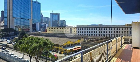 3 Schlafzimmer Wohnung in Naples, Italy, Nr. 164788 23