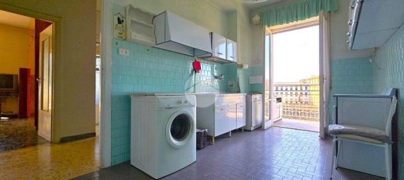 3 Schlafzimmer Wohnung in Naples, Italy, Nr. 164788 12