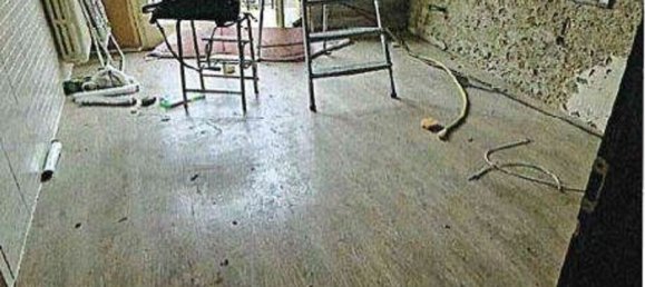 6 rooms Apartment in Foligno, Italy No. 188450 8