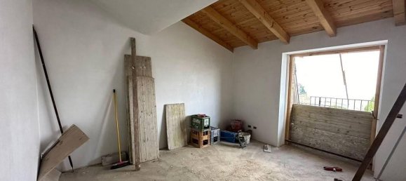 3 rooms Apartment in Seregno, Italy No. 21150 15
