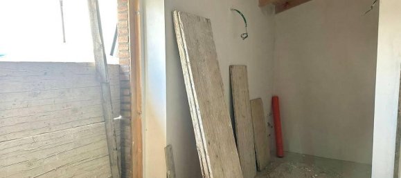 3 rooms Apartment in Seregno, Italy No. 21150 12