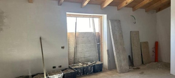 3 rooms Apartment in Seregno, Italy No. 21150 6