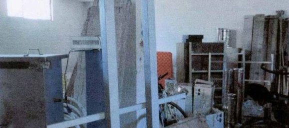 88m² Commercial property in La Valletta Brianza, Italy No. 305350 7