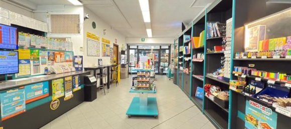 100m² Commercial property in Florence, Italy No. 48761 18