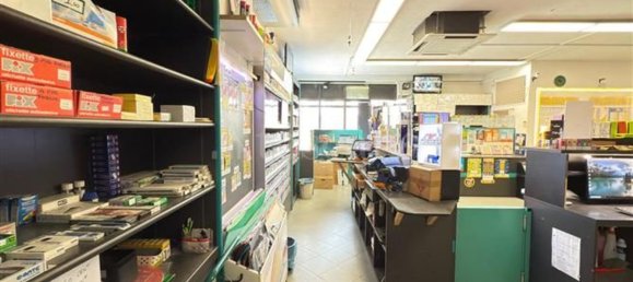 100m² Commercial property in Florence, Italy No. 48761 15