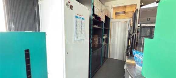 100m² Commercial property in Florence, Italy No. 48761 19