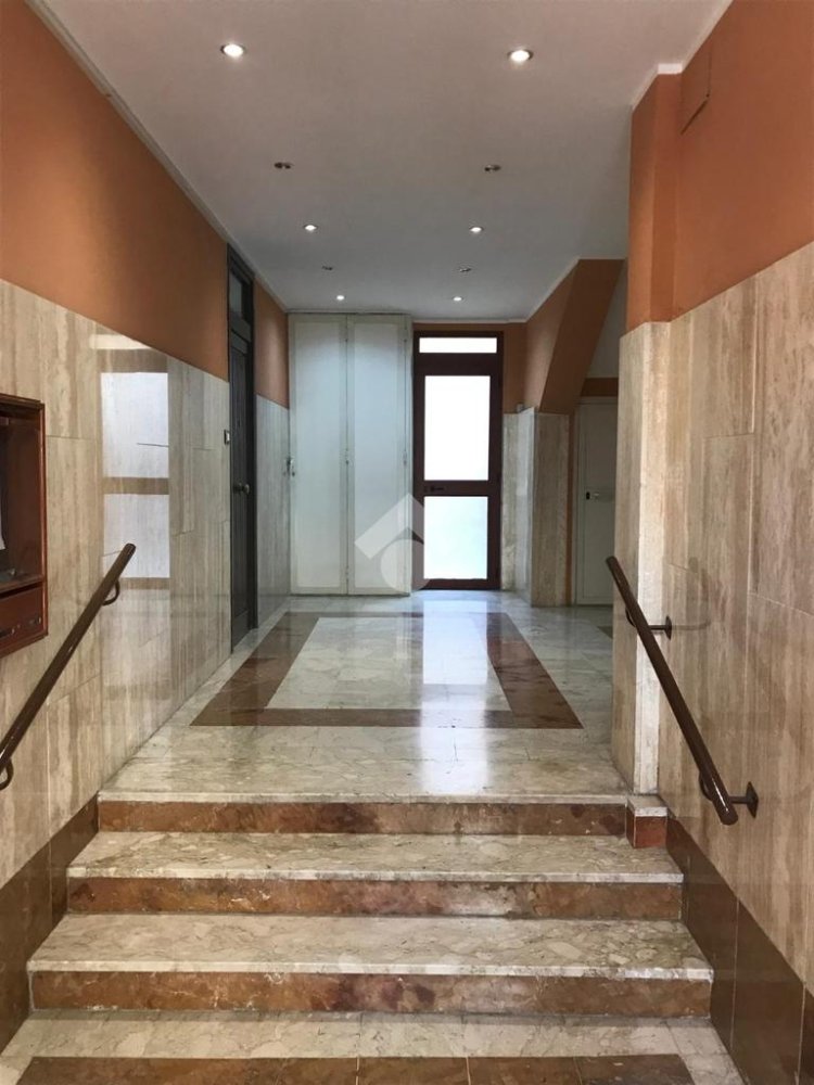 Квартира с 2 спальнями в Палермо, Италия № 282179