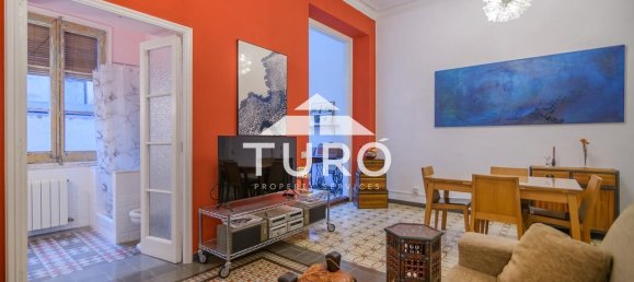 4 Schlafzimmer Wohnung in Ciutat Vella, Spain, Nr. 141324 2