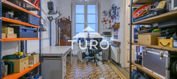 4 Schlafzimmer Wohnung in Ciutat Vella, Spain, Nr. 141324 6