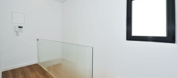 3 bedrooms House in Oeiras, Portugal No. 130513 8