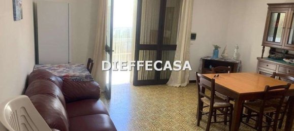 3 Schlafzimmer Wohnung in Petrosino, Italy, Nr. 377836 2