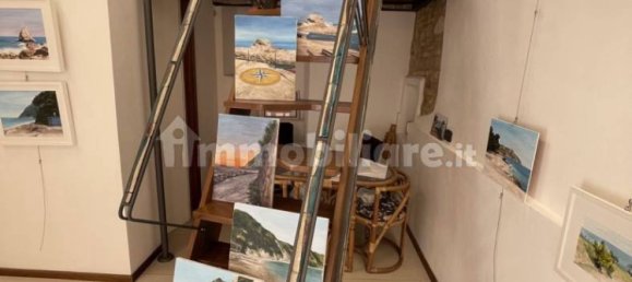 Propiedad comercial de 1 habitación en Ancona, Italy No. 13395 8