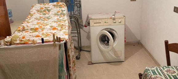 Дом с 9 комнатами в Каррара, Италия № 45774 10