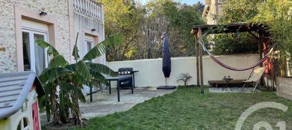 Casa de 4 dormitorios en Auneau, France No. 72621 2