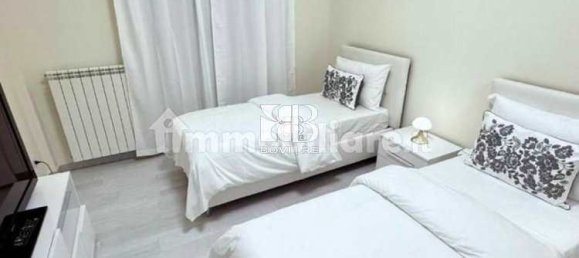 2 Schlafzimmer Wohnung in Rome, Italy, Nr. 329696 9