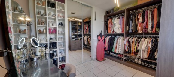 2 chambres Appartement à Échirolles, France No. 208723 7