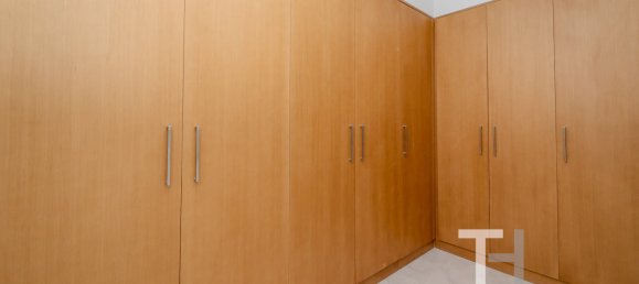 4 bedrooms Townhouse in Dubai Land, UAE No. 28574 12