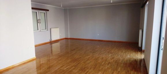 Квартира с 2 спальнями в Пирей, Греция № 2104 3