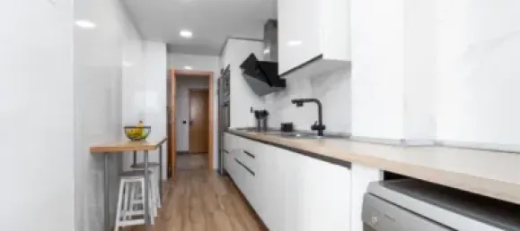 4 bedrooms Apartment in Montornes Del Valles, Spain No. 142116 9