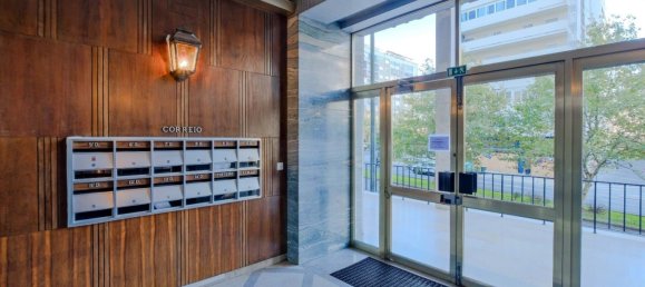 6 غرف نوم شقة في Lisbon, Portugal رقم 117397 47