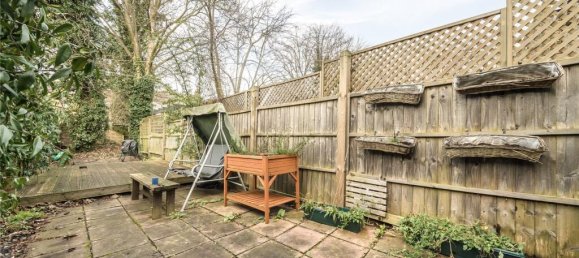 2 bedrooms Apartment in London, United Kingdom No. 12778 11