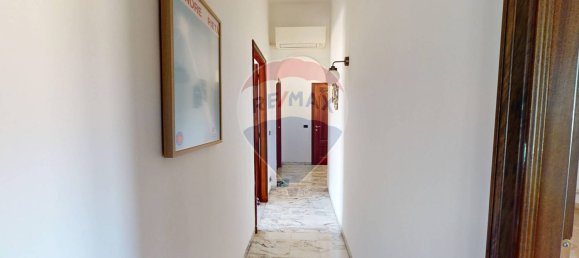 6 bedrooms Apartment in Genoa, Italy No. 313704 28