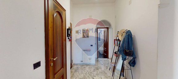 6 bedrooms Apartment in Genoa, Italy No. 313704 4