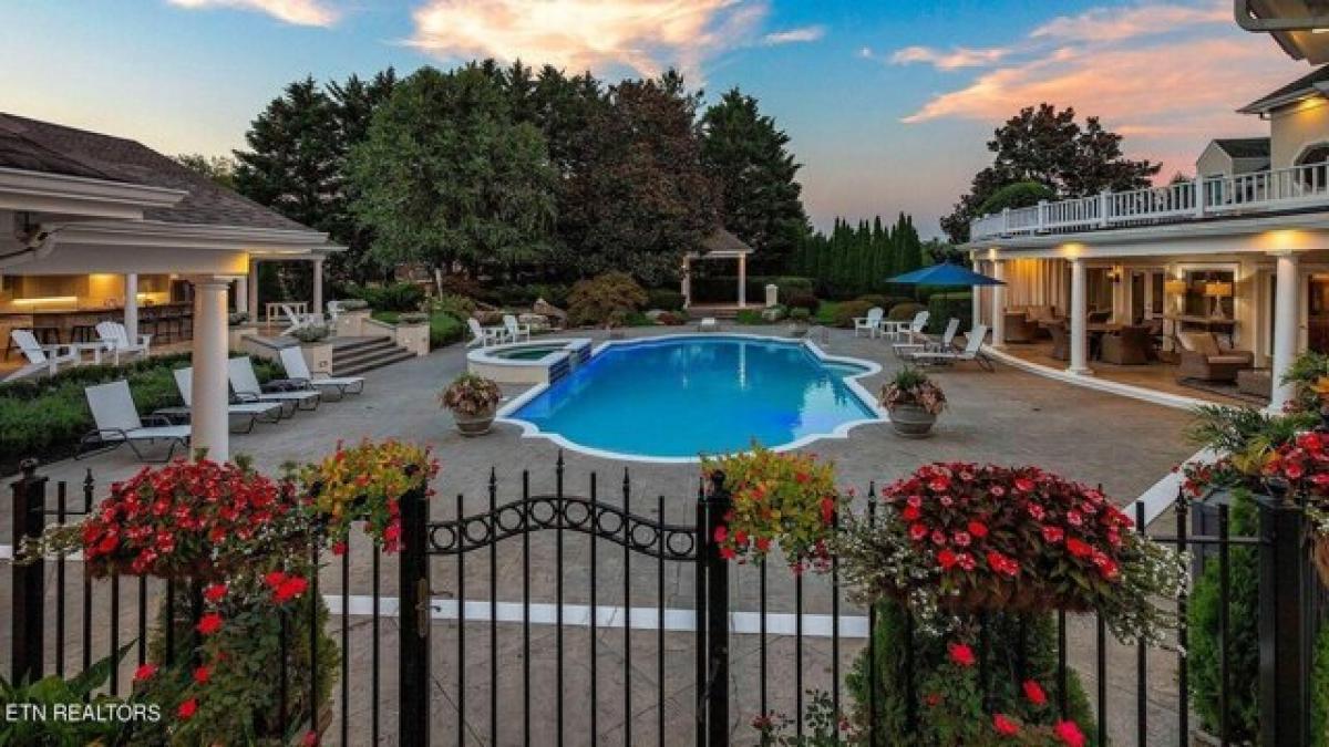 Дом с 6 спальнями в Knoxville, США № 394680