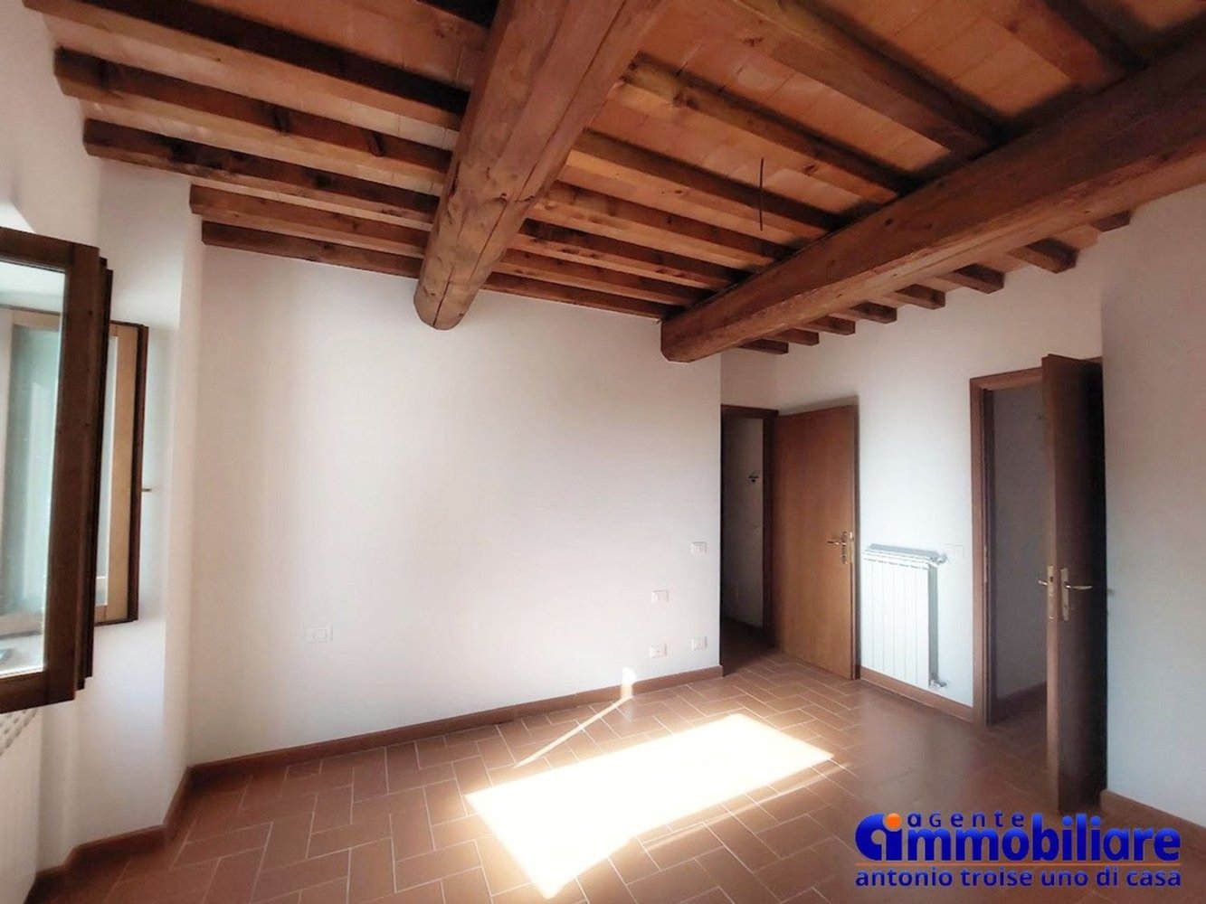 3 rooms Apartment in Marliana, Italy No. 37884
