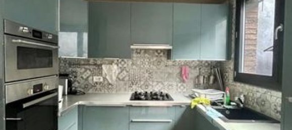 6 bedrooms House in Bagnolet, France No. 358539 3