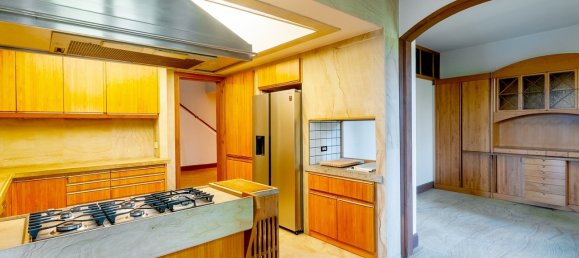 5 bedrooms Penthouse in Fiesole, Italy No. 214226 9