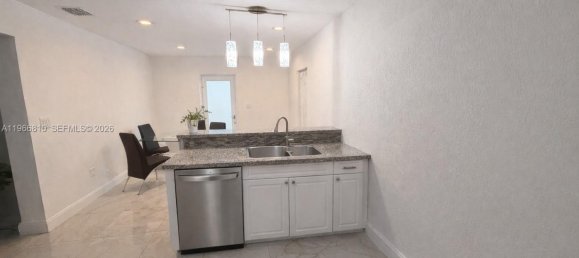 3 bedrooms Villa for sale in Miami, Miami-Dade, Florida, USA № 614412 19