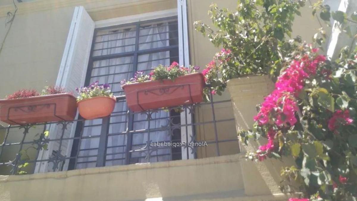 4 bedrooms House in Montevideo, Uruguay No. 4430