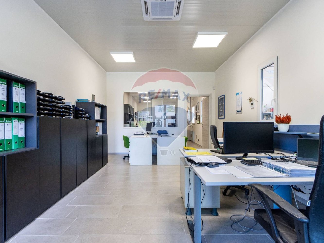 Склад 270м² в Инвериго, Италия № 295041