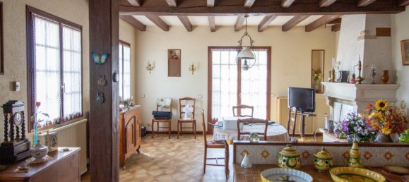 Casa de 2 dormitorios en Indre-et-Loire, France No. 255057 3