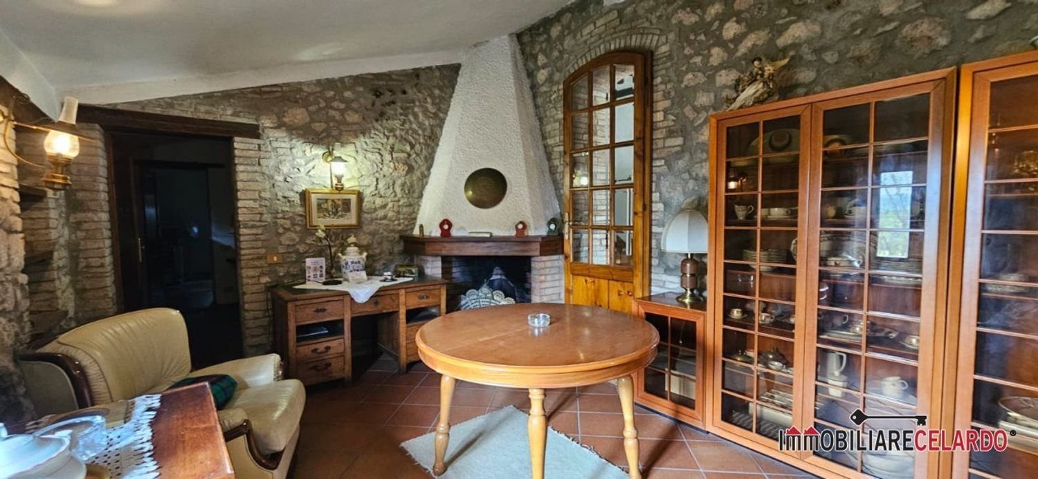 10 rooms Apartment in Casole d'Elsa, Italy No. 49307