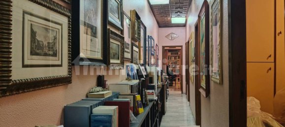 4 bedrooms Apartment in Catania, Italy No. 322636 2